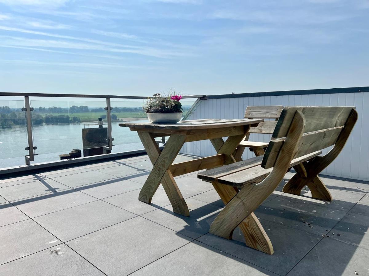 Panorama - Exklusives Apartment An Der Promenade Mit Dachterrasse & Rheinblick Еммеріх Екстер'єр фото